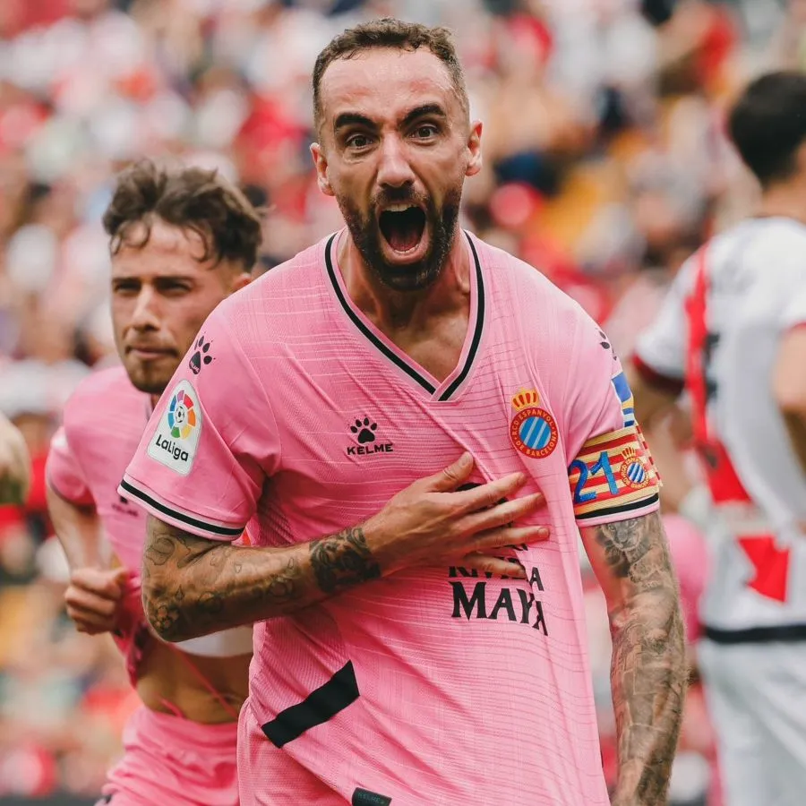 Sergi Darder festejando su gol