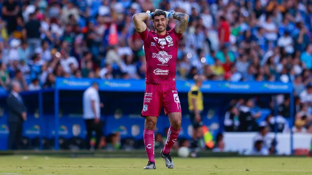 Alcalá sería petición directa de Antonio Mohamed