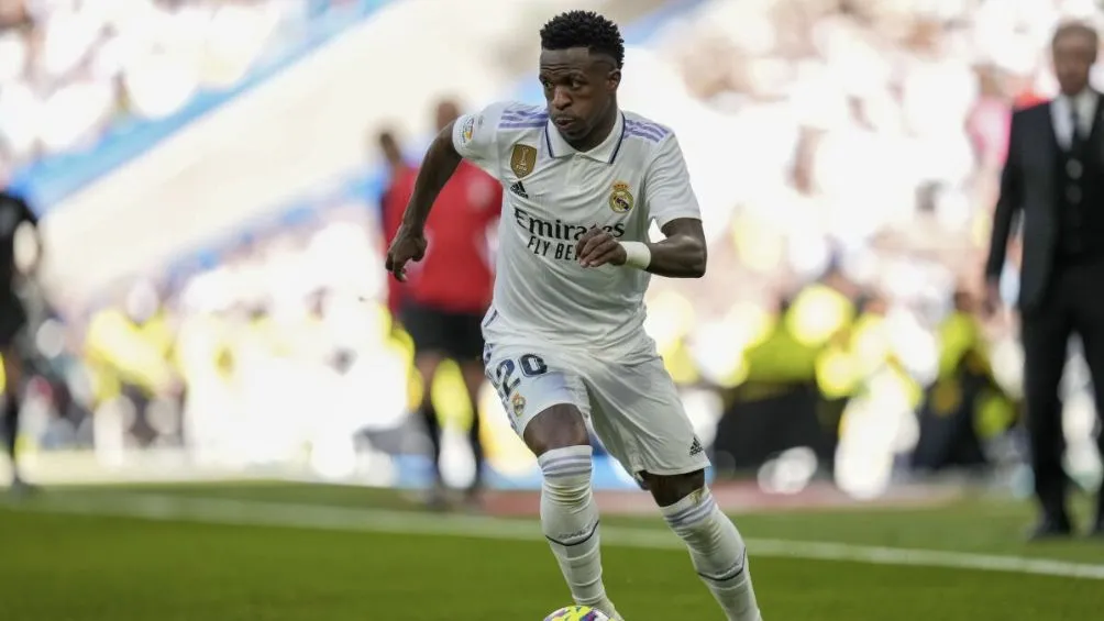 Vinicius durante un encuentro con el Real Madrid
