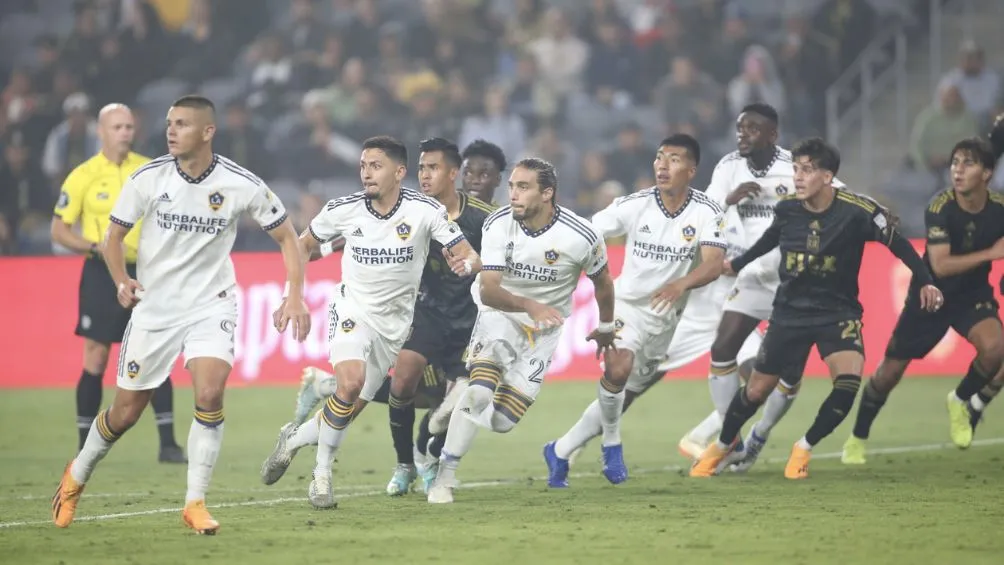 Imágenes de &quot;El Trafico&quot; de la US Soccer Cup