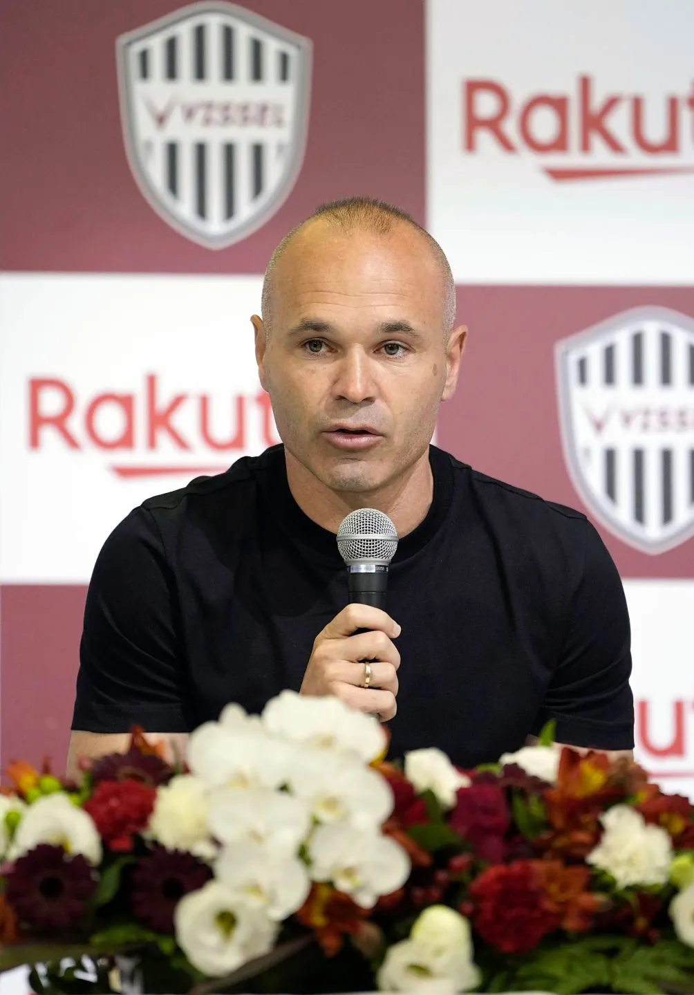 AP Iniesta anunció su salida del club