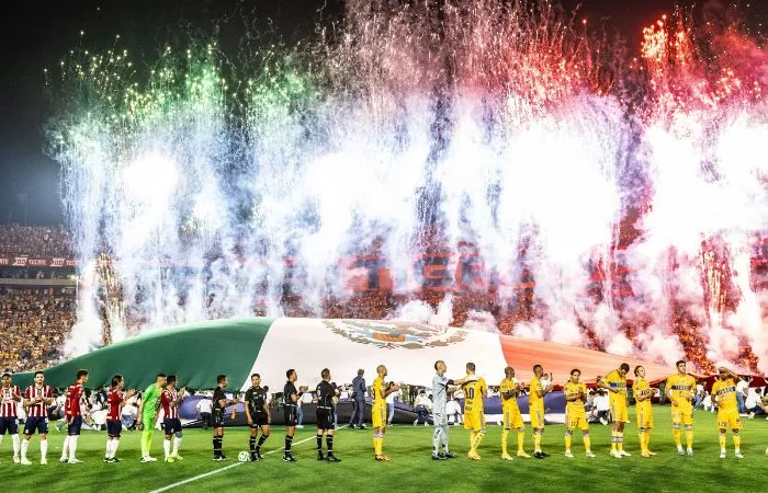 Ceremonia previa al inicio del Tigres vs Chivas por la Final