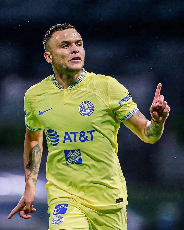 INSTAGRAM: @jona_rodriguez21 Jonathan Rodríguez celebrando un gol con América