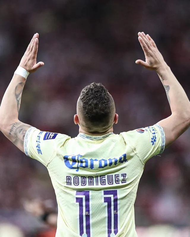 INSTAGRAM: @jona_rodriguez21 'Cabecita' Rodríguez celebrando un gol con América