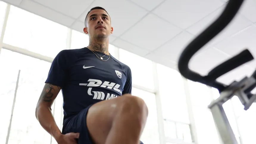 Ergas en su primer día como Universitario