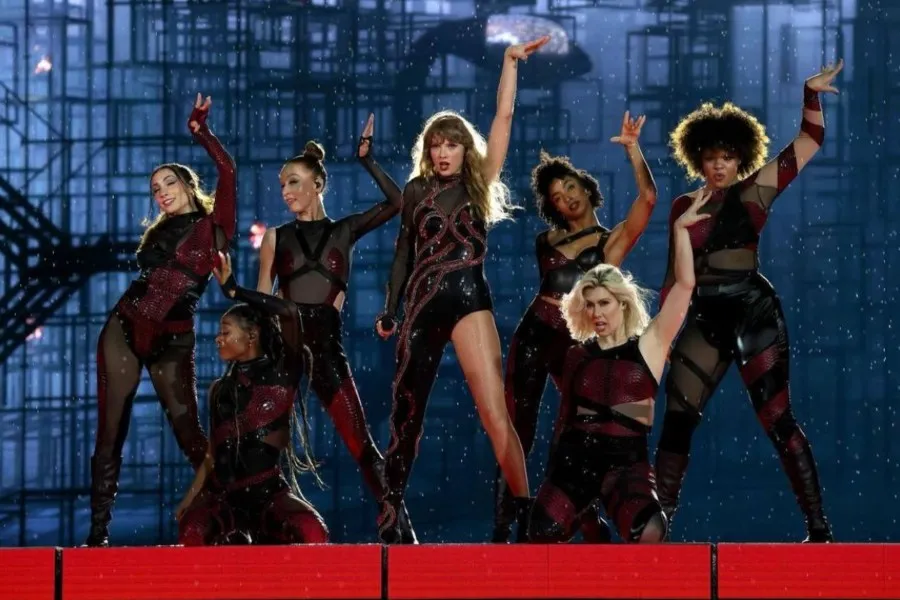 Taylor Swift en una presentación