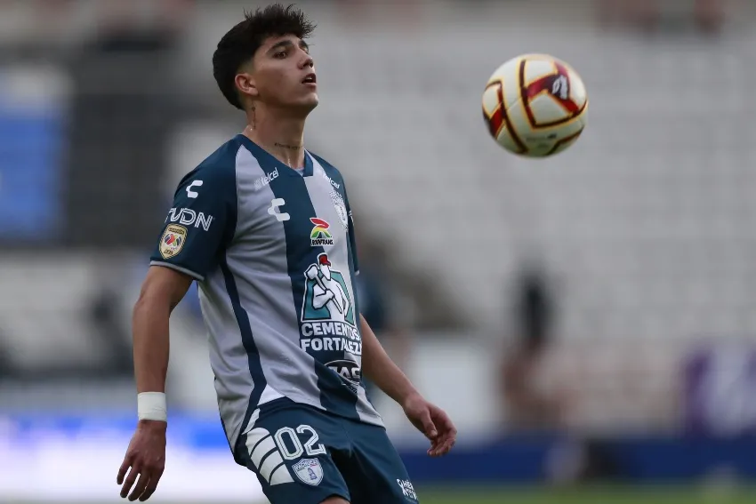 Kevin Álvarez será jugador del América, aseguró Almada