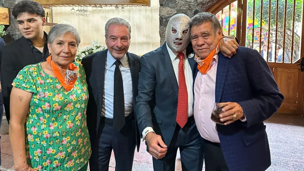 JAVIER GARCÍA El Hijo del Santo y César Costa fueron invitados especiales