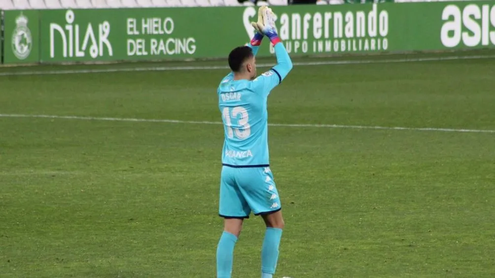 El arquero tiene tres nacionalidades: mexicana, española e inglesa