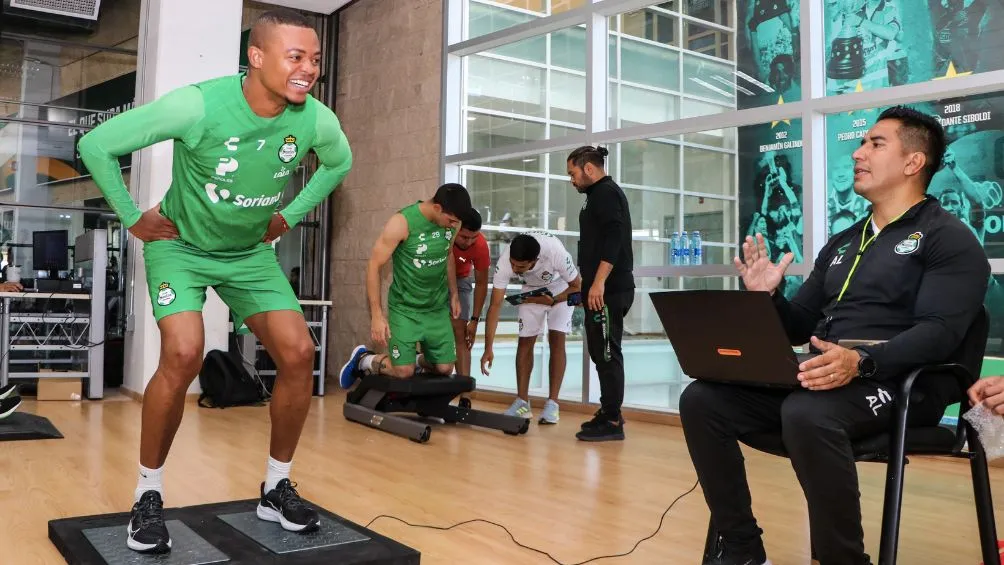 TWITTER: @ClubSantos Santos ya comenzó con la pretemporada