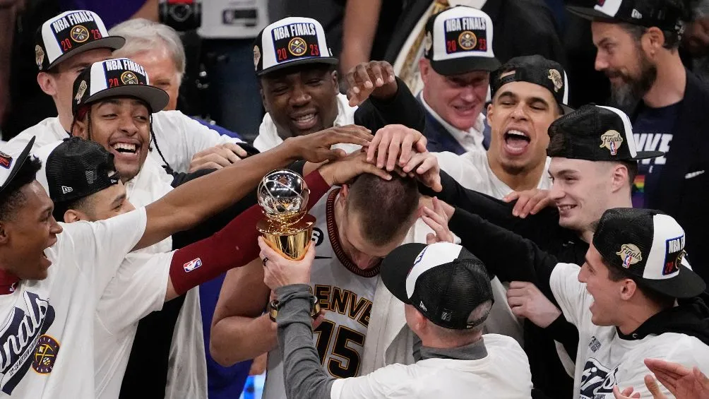 AP Denver fue campeón del Oeste