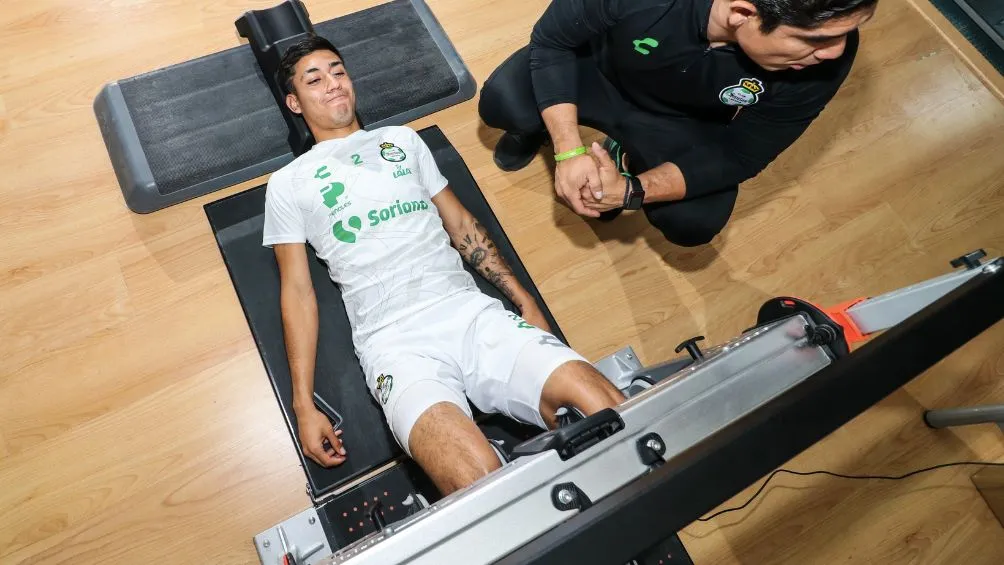 TWITTER: @ClubSantos Exámenes médicos del conjunto lagunero