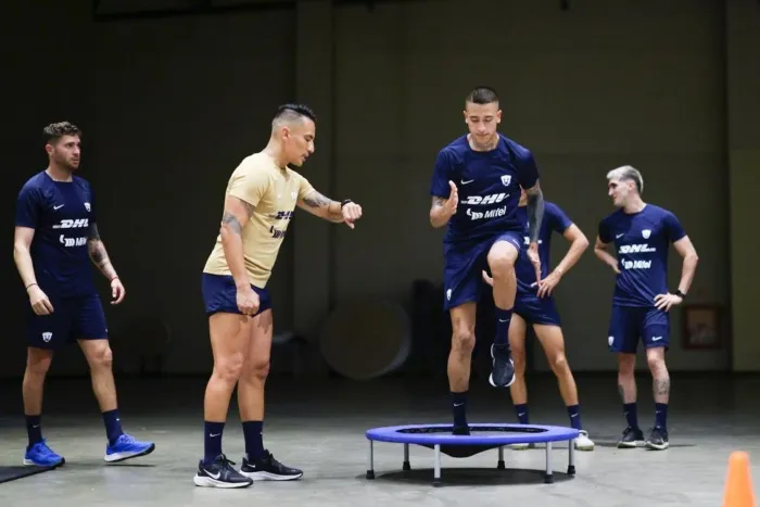 Rober Ergas en la pretemporada con los Pumas