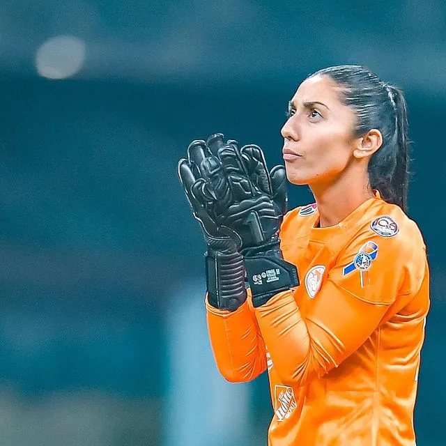 Itzel González con América Femenil