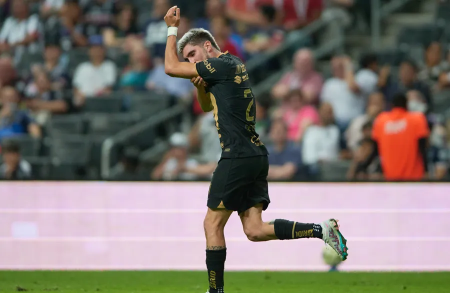 Del Prete festeja gol ante Monterrey