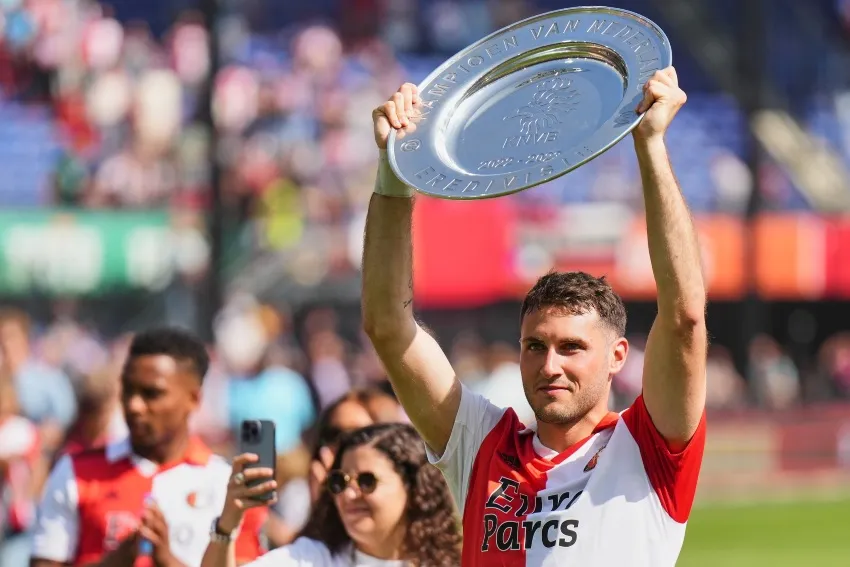 Santi Giménez, Campeón de la Eredivisie con Feyenoord