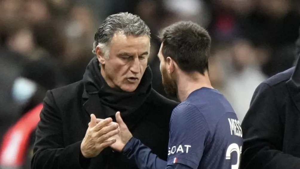 AP Galtier junto a Lionel Messi