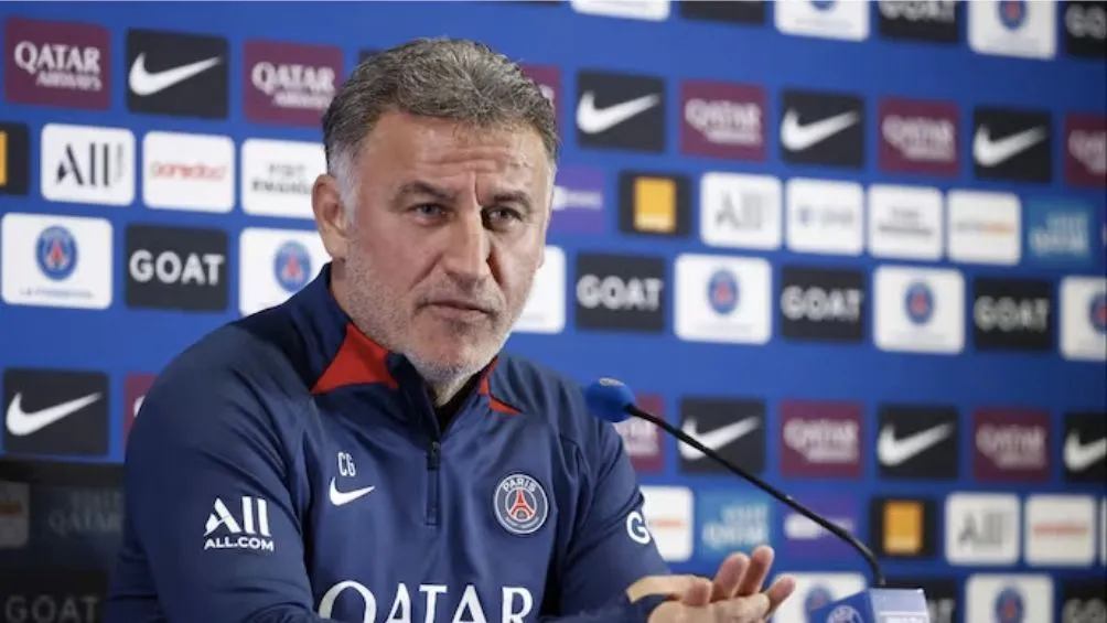 AP El entrenador francés en conferencia de prensa