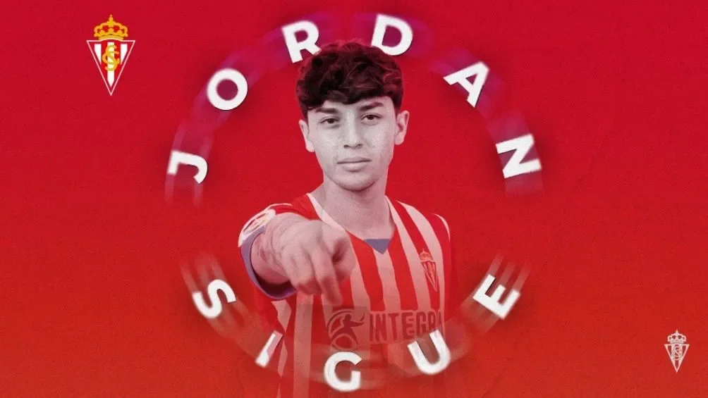 SPORTING DE GIJÓN Sporting anunció la permanencia del jugador mexicano