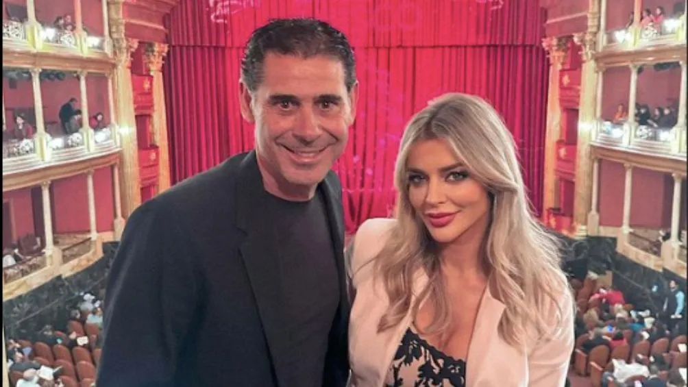 Stipkovic junto a Hierro en una función de teatro