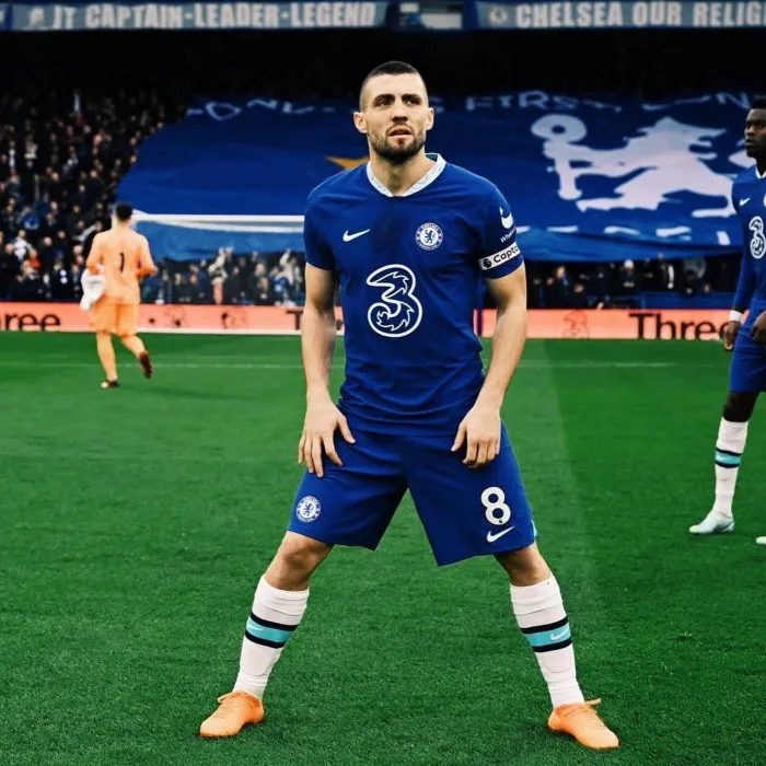 Mateo Kovaci durante un partido con el Chelsea