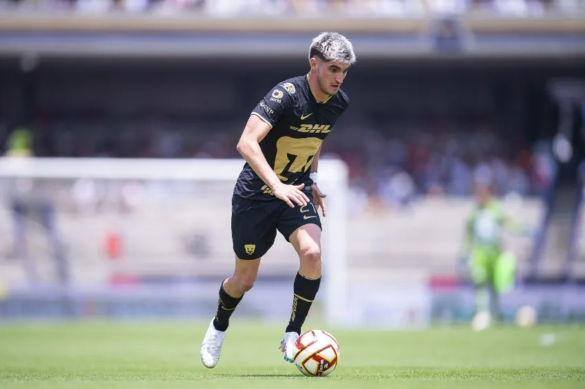 Tuti del Prete en un partido de Pumas