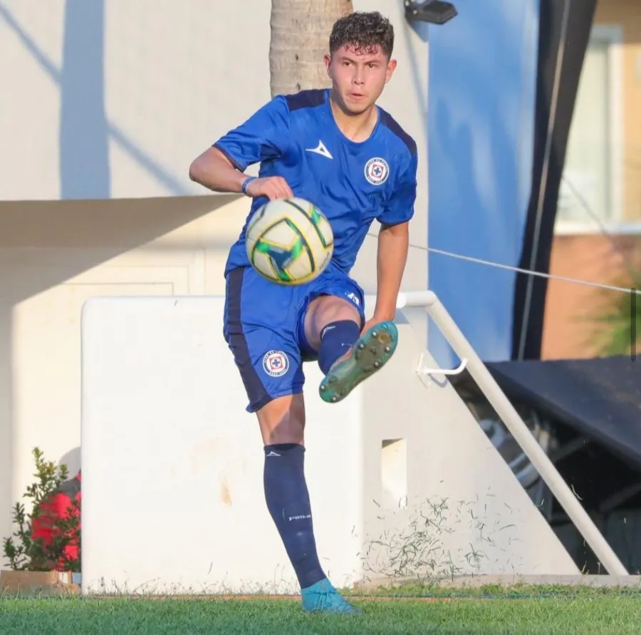 INSTAGRAM: @cruzazul Josué Díaz en Pretemporada con Cruz Azul
