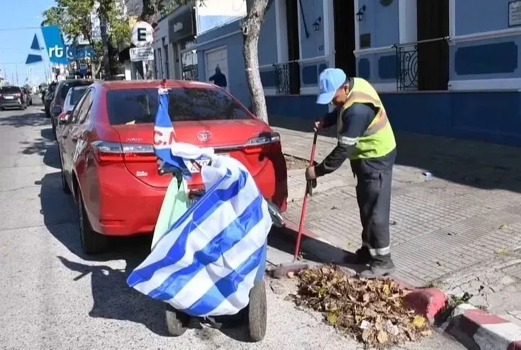 Barrendero de Uruguay podrá ver a su hijo en la Final del Mundial Sub 20