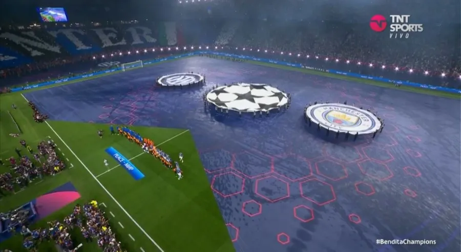 Mosaico de la afición del Inter en Final de UCL