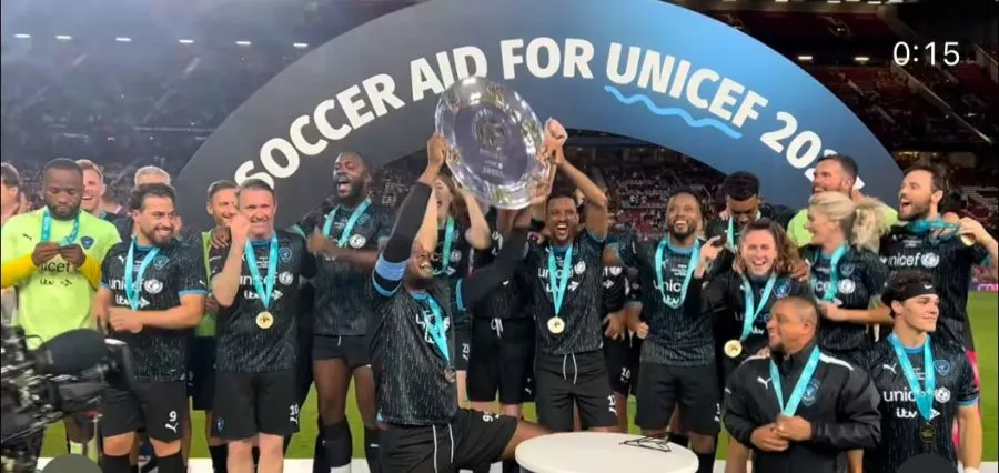 Soccer AID World tras ganar el juego