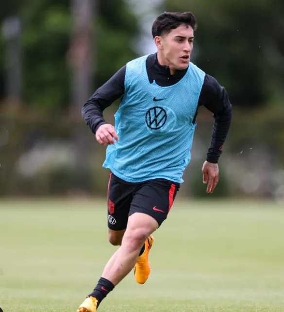 Instagram @usmnt Alex Zendejas entrena con Estados Unidos