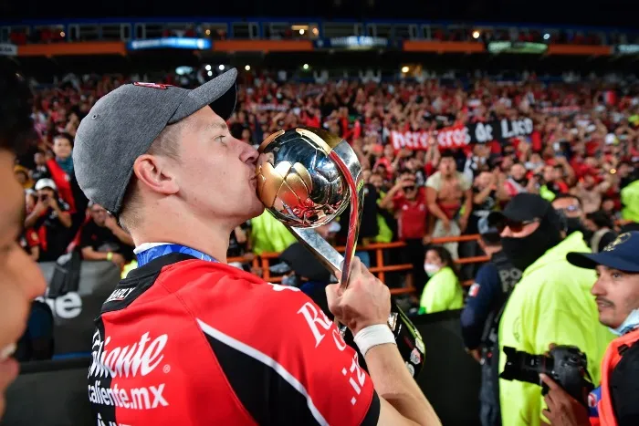 Julio Furch después de salir campeón con Atlas