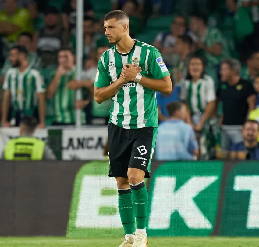 Guido Rodríguez en un partio del Betis