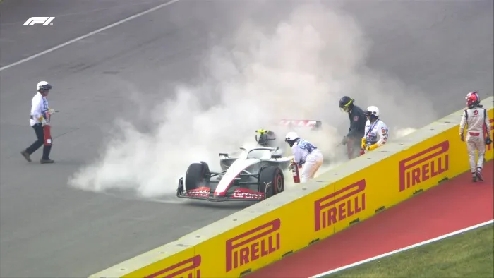 TWITTER @f1 Incidente de Nico Hulkenberg durante la P2