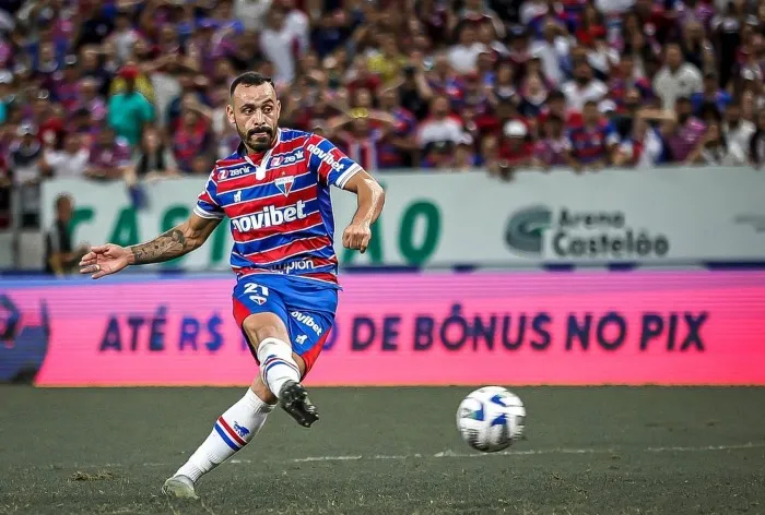 INSTAGRAM moises_viera10 Moisés Vieira durante un partido con el Fortaleza