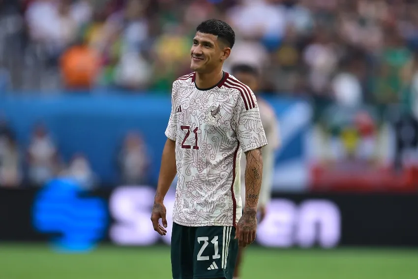 MEXSPORT Antuna en el juego ante Panamá