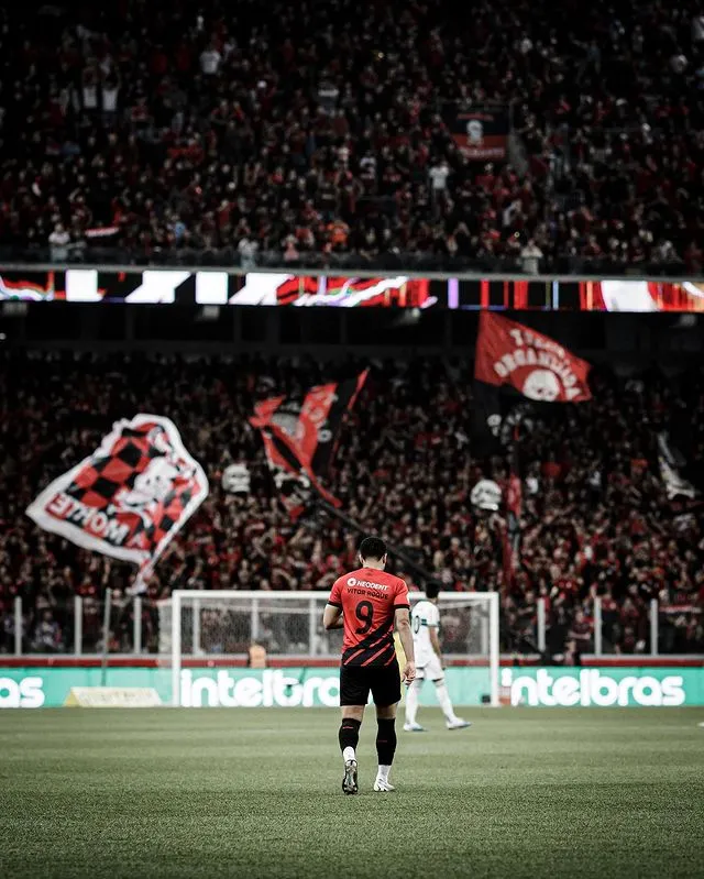 INSTAGRAM: @vitor_roque9 Vitor Roque con el Atlético Paranaense