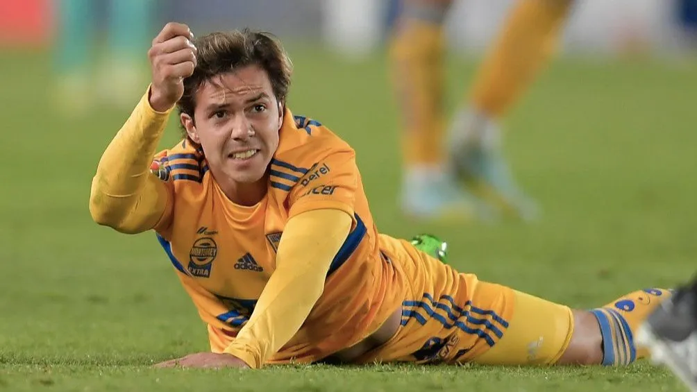 MEXSPORT Cordova reclamando una falta