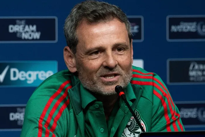 Diego Cocca en conferencia de prensa