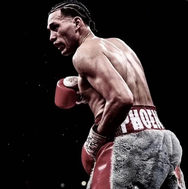 David Benavidez en una pelea