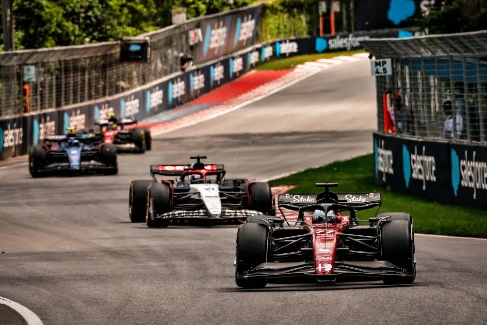 TWITTER @ValtteriBottas Alfa Romeo corriendo en el GP de Canadá