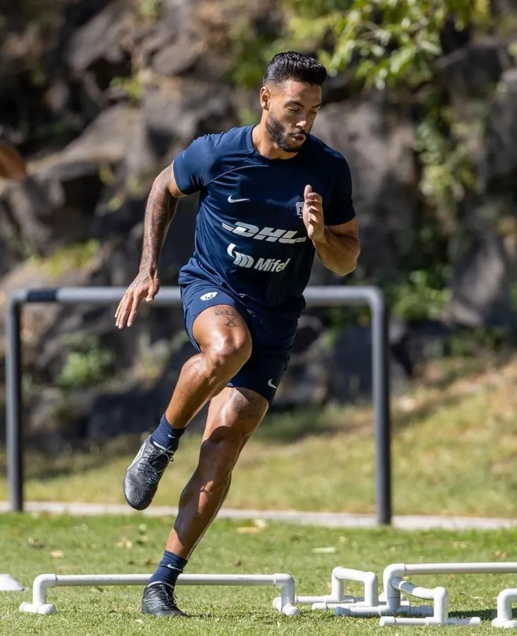 INSTAGRAM: @pumasmx Nathan Silva entrenando en Cantera