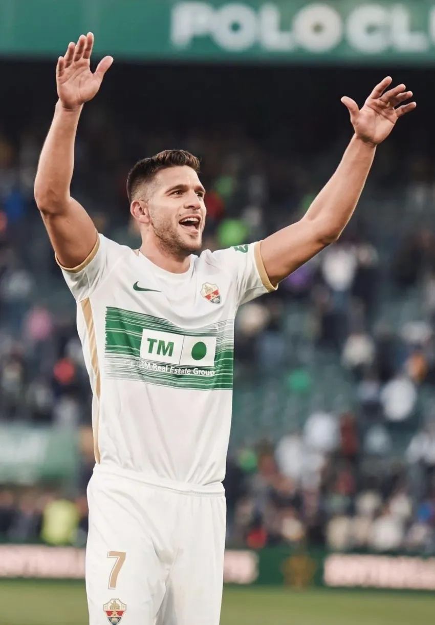 INSTAGRAM: @licha.magallan Magallán con el Elche