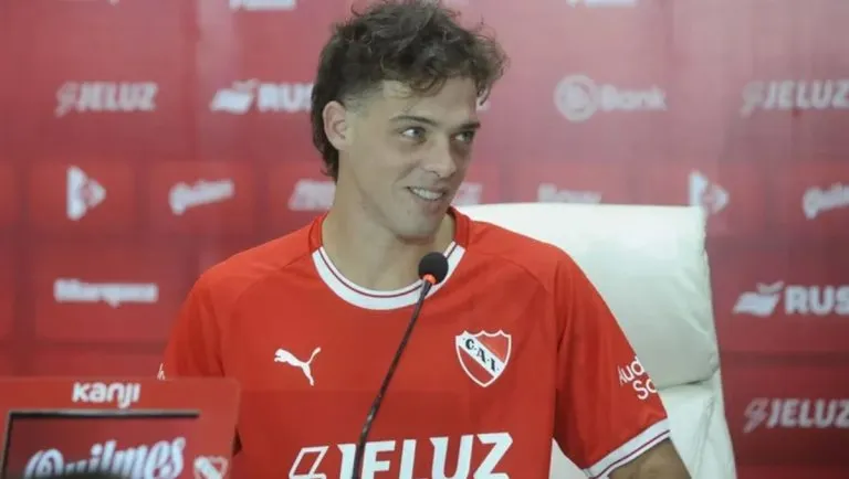 Santi Maratea organizó la colecta para pagarle al América