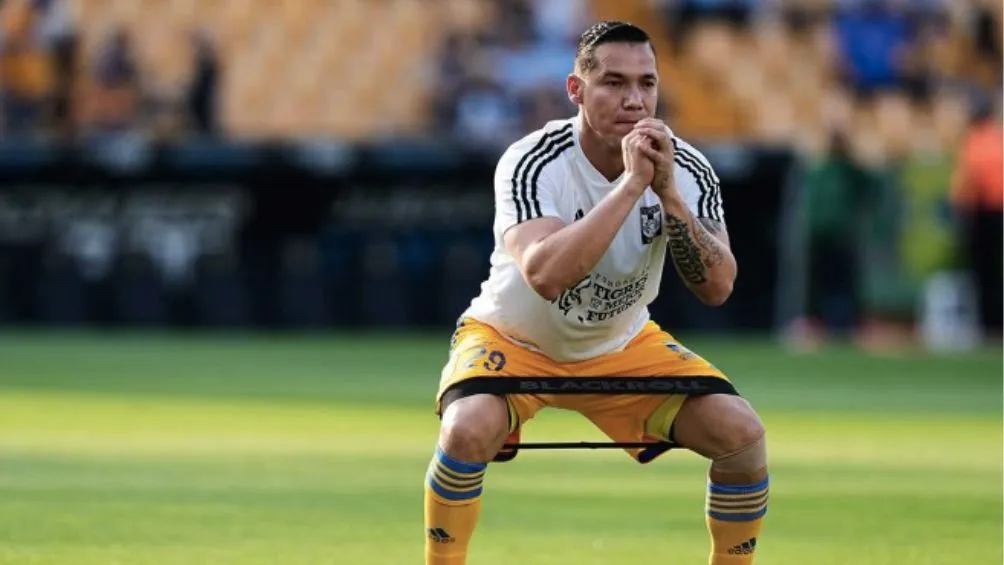 Jesús durante un calentamiento