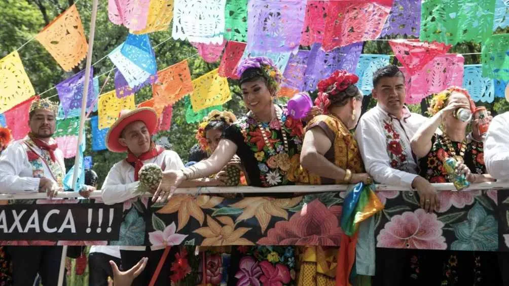 AP Imágenes de la marcha gay 2022