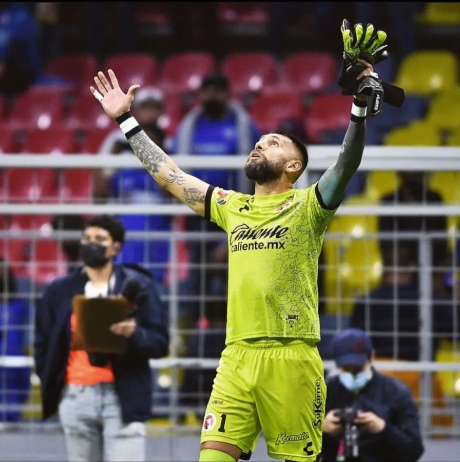 Jonathan Orozco en el Estadio Azteca