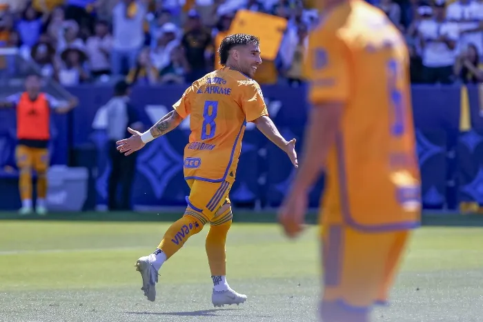 Gorriarán celebra su gol