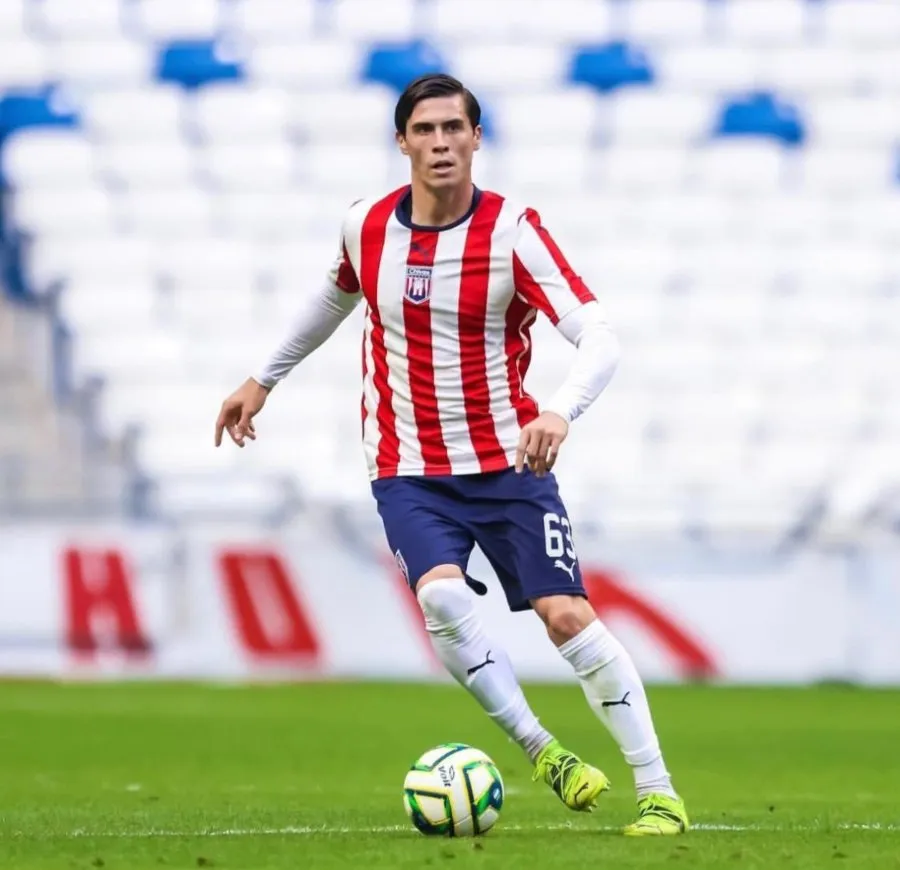 INSTAGRAM: @diegocampilloc Diego Campillo con el Tapatío en el Estadio BBVA