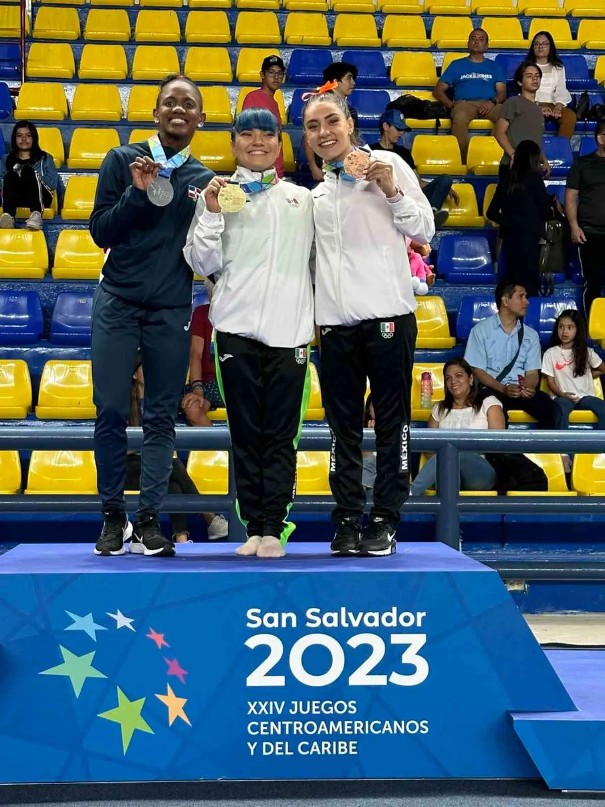 México hizo el 1-3 en el salto de caballo